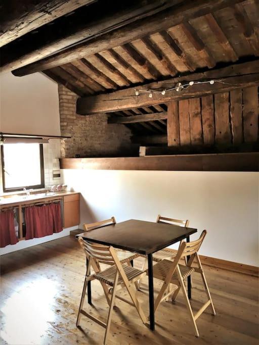 Romantic Studio In The Historical Heart Of Padova Exterior photo